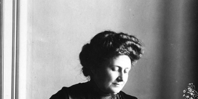 640px-Maria_Montessori1913